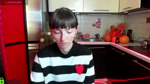 Snapshot of jessicaforris chatting on 10-20-25, 06:47 jessicaforris online show from 10-20-25, 06:47