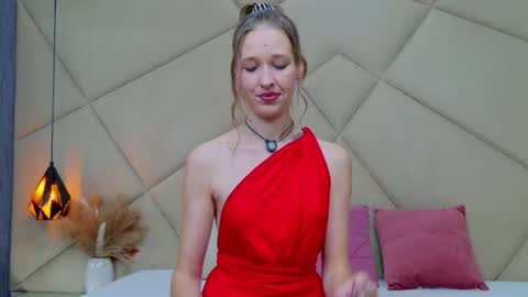 Snapshot of jessicagibson chatting on 01-13-26, 09:53 Jessica online show from 01-13-26, 09:53