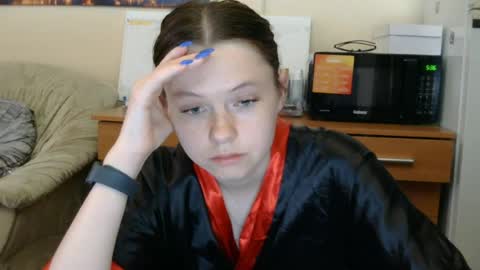 Snapshot of jessicaholland1 chatting on 06-28-26, 05:19 jessicaholland1 online show from 06-28-26, 05:19