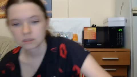 Snapshot of jessicaholland1 chatting on 07-17-26, 06:24 jessicaholland1 online show from 07-17-26, 06:24