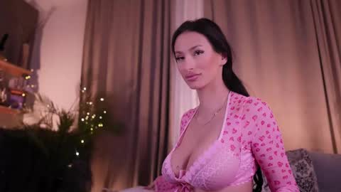 Jess online show from 03-28-26, 04:50