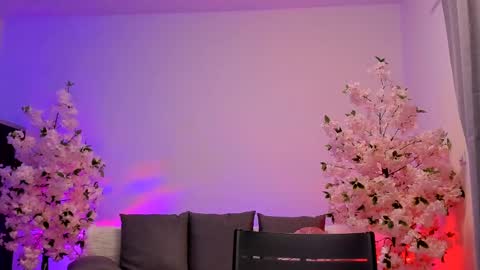 Gloria   online show from 01-31-25, 03:09