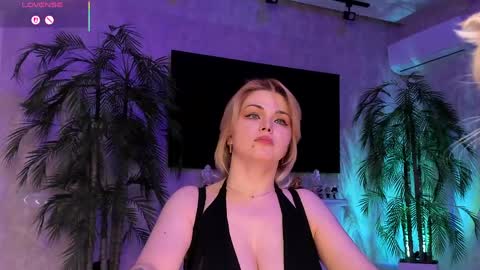 Gloria   online show from 05-27-26, 01:57