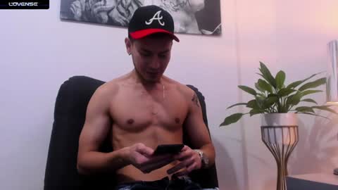 Snapshot of jessid_cutson chatting on 12-09-24, 05:52 Jessid online show from 12-09-24, 05:52