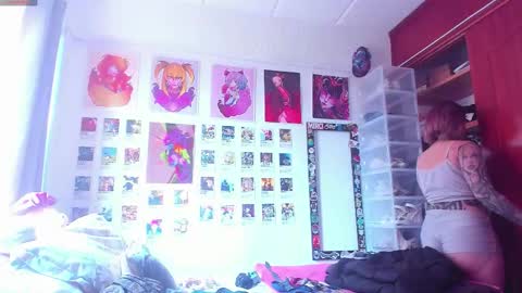 Your Sweet Angel online show from 12-15-25, 05:17