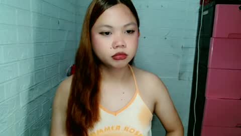 Snapshot of jessiefoxx0 chatting on 06-17-26, 05:36 Jessie online show from 06-17-26, 05:36