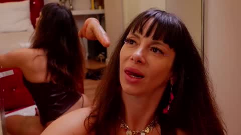 JessieJunee online show from 10-04-25, 04:21