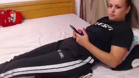 jessiestar3 online show from 09-24-25, 05:11