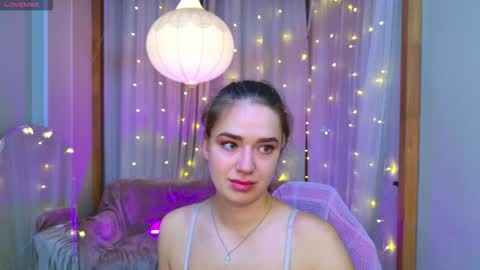 Snapshot of jessiestarz chatting on 01-06-25, 01:41 Jessi online show from 01-06-25, 01:41