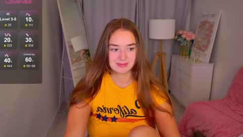 Snapshot of jessiestarz chatting on 05-16-26, 01:43 Jessi online show from 05-16-26, 01:43