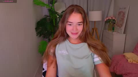 Snapshot of jessiestarz chatting on 07-01-26, 01:34 Jessi online show from 07-01-26, 01:34