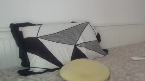 Snapshot of jessiexryan chatting on 06-26-26, 04:17 jessieryan online show from 06-26-26, 04:17