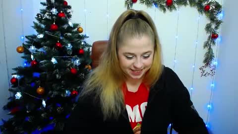 Snapshot of jessikadaniels chatting on 12-05-24, 07:38 Jess online show from 12-05-24, 07:38