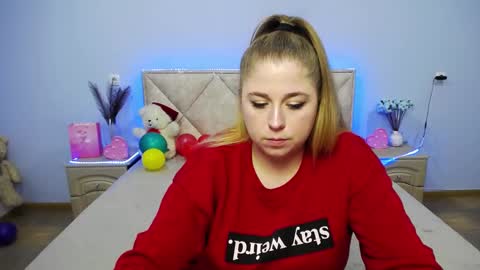 Snapshot of jessikadaniels chatting on 01-14-25, 10:17 Jess online show from 01-14-25, 10:17