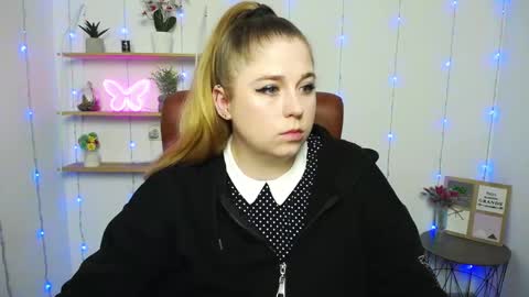 Snapshot of jessikadaniels chatting on 01-28-25, 07:22 Jess online show from 01-28-25, 07:22