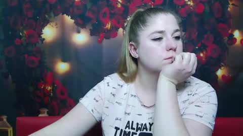 Snapshot of jessikadaniels chatting on 02-05-25, 10:30 Jess online show from 02-05-25, 10:30