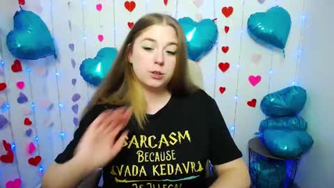 Snapshot of jessikadaniels chatting on 02-06-25, 10:15 Jess online show from 02-06-25, 10:15