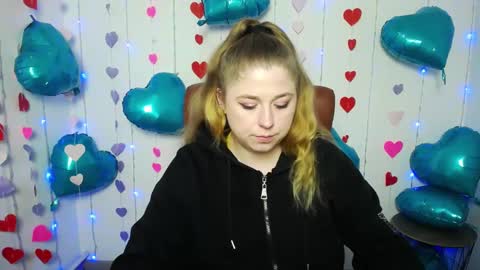 Snapshot of jessikadaniels chatting on 02-14-25, 10:38 Jess online show from 02-14-25, 10:38