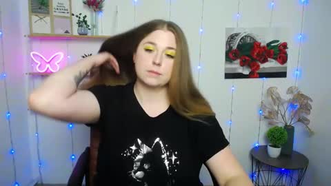 Snapshot of jessikadaniels chatting on 03-04-25, 10:24 Jess online show from 03-04-25, 10:24