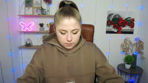 Snapshot of jessikadaniels chatting on 03-06-25, 10:09 Jess online show from 03-06-25, 10:09