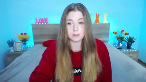 Snapshot of jessikadaniels chatting on 03-10-25, 10:26 Jess online show from 03-10-25, 10:26