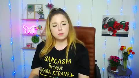 Snapshot of jessikadaniels chatting on 03-12-25, 10:16 Jess online show from 03-12-25, 10:16