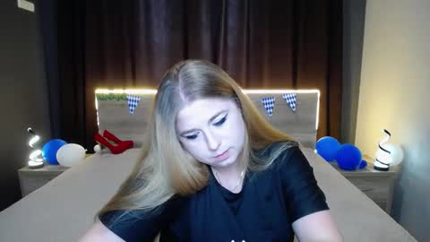 Snapshot of jessikadaniels chatting on 09-30-25, 07:02 Jess online show from 09-30-25, 07:02