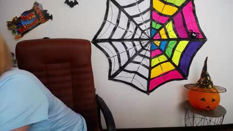 Snapshot of jessikadaniels chatting on 10-17-25, 07:22 Jess online show from 10-17-25, 07:22