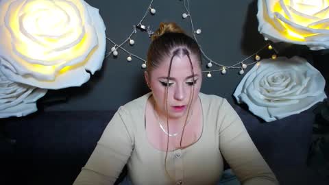 Snapshot of jessikadaniels chatting on 11-11-25, 07:30 Jess online show from 11-11-25, 07:30