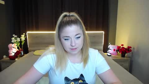 Snapshot of jessikadaniels chatting on 12-02-25, 07:36 Jess online show from 12-02-25, 07:36