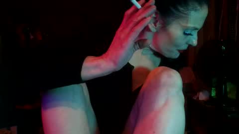 Snapshot of jessirabbit816 chatting on 12-16-25, 05:56 jessirabbit816 online show from 12-16-25, 05:56