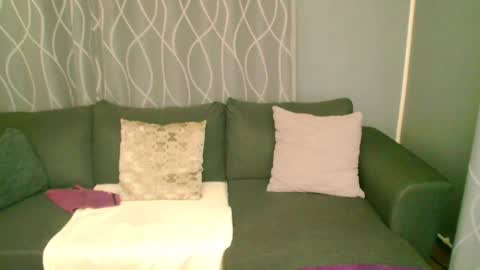 Snapshot of jessy_curt chatting on 11-25-25, 05:07 jessy curt online show from 11-25-25, 05:07