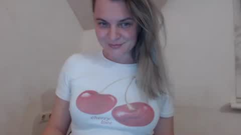 jessyangels online show from 04-22-26, 07:59