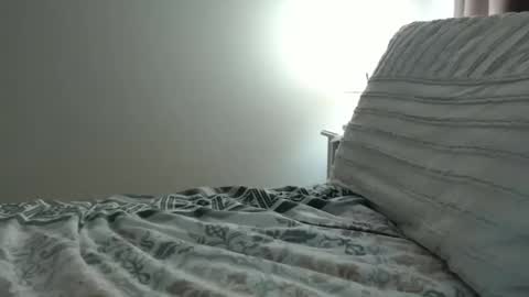 Snapshot of jessyqueen55 chatting on 12-12-24, 05:20 OnlyJessy online show from 12-12-24, 05:20