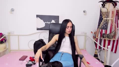 Jessy online show from 02-06-25, 03:59