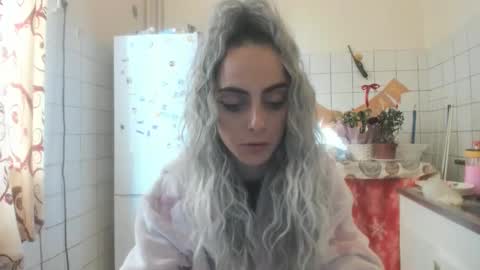 Jessy online show from 09-11-25, 06:35