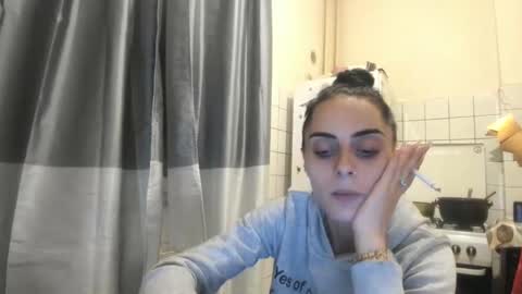 Jessy online show from 09-30-25, 07:19