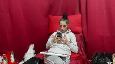 Snapshot of jessystarrr chatting on 02-07-26, 05:38 Jessy online show from 02-07-26, 05:38