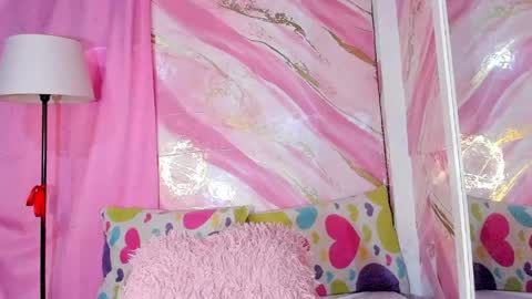 Jessy online show from 04-19-26, 02:49