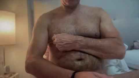 Jesuiscoquin online show from 12-17-25, 12:22