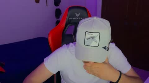 HotBoy online show from 12-23-24, 06:22