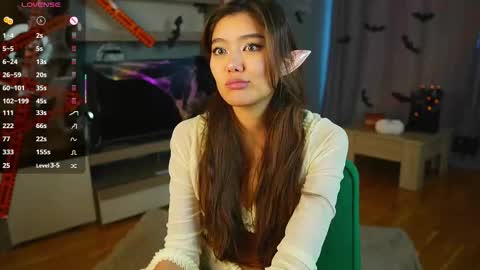 Snapshot of jettablock chatting on 10-31-25, 03:18 Hi all. My name is Naomi and Im glad to see you in my room online show from 10-31-25, 03:18