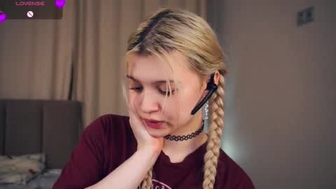 Snapshot of jettahartill chatting on 11-24-25, 06:29 Daryl online show from 11-24-25, 06:29