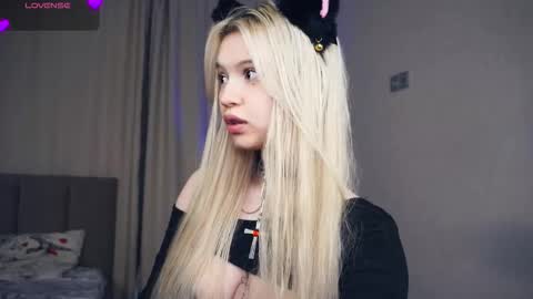 Snapshot of jettahartill chatting on 11-30-25, 06:12 Daryl online show from 11-30-25, 06:12