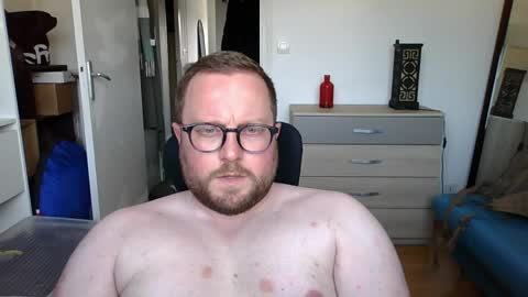 jeuneloup92 online show from 05-27-26, 03:42