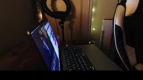 Snapshot of jexrs chatting on 10-07-25, 11:07 jexrs online show from 10-07-25, 11:07