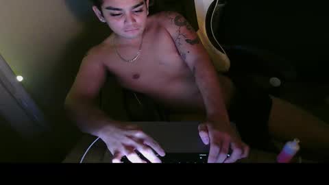 Snapshot of jexrs chatting on 10-11-25, 08:46 jexrs online show from 10-11-25, 08:46