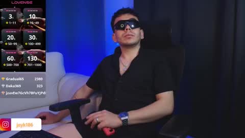 Snapshot of jey_saint chatting on 12-05-25, 10:57 jey_saint online show from 12-05-25, 10:57