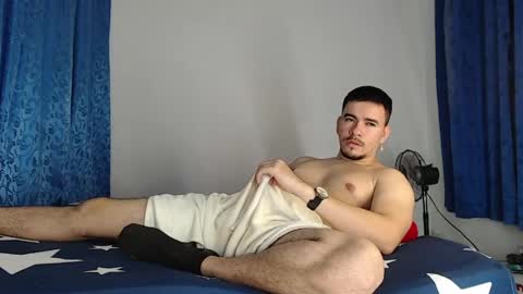 Snapshot of jeycob_happy97 chatting on 05-01-26, 10:36 Juan David online show from 05-01-26, 10:36