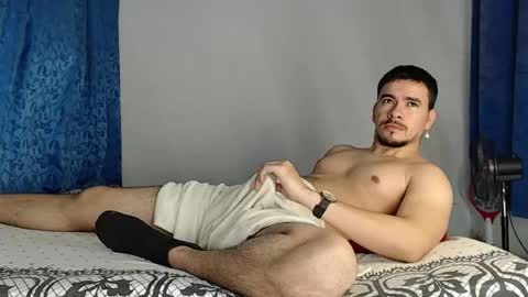 Snapshot of jeycob_happy97 chatting on 05-14-26, 11:28 Juan David online show from 05-14-26, 11:28